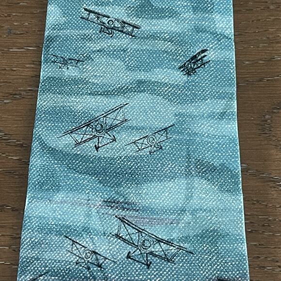 King Kong Silk Necktie 1992 RKO Pictures 60" x 4" American Film Classics Movie - Picture 3 of 7